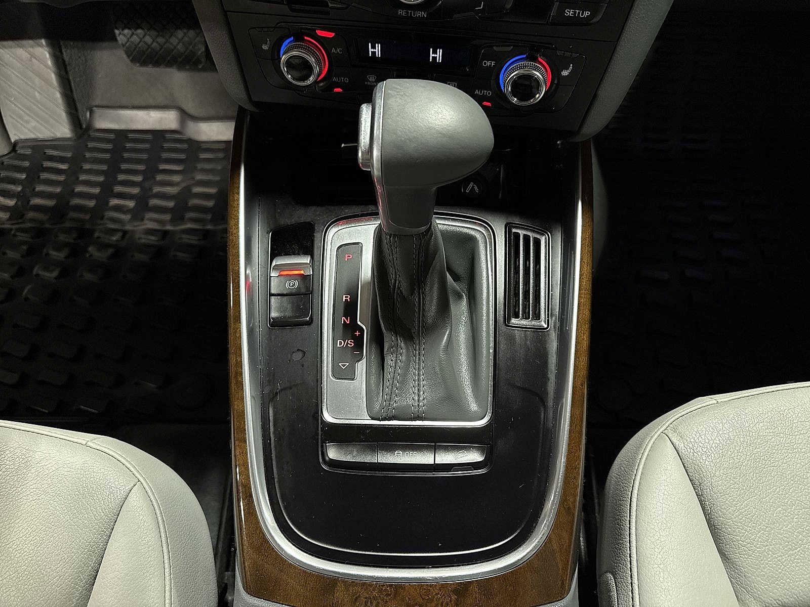 Thumbnail: 2015 Audi Q5 - 32