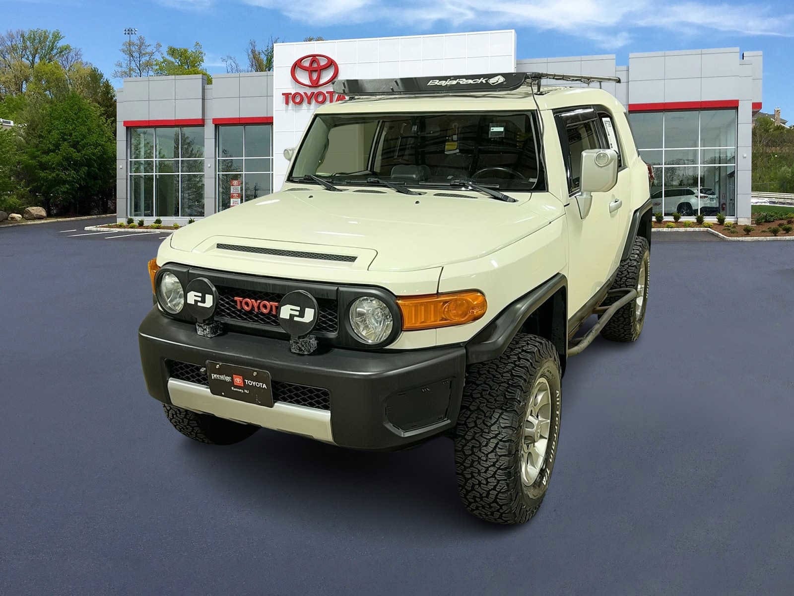 Thumbnail: 2013 Toyota FJ Cruiser - 1