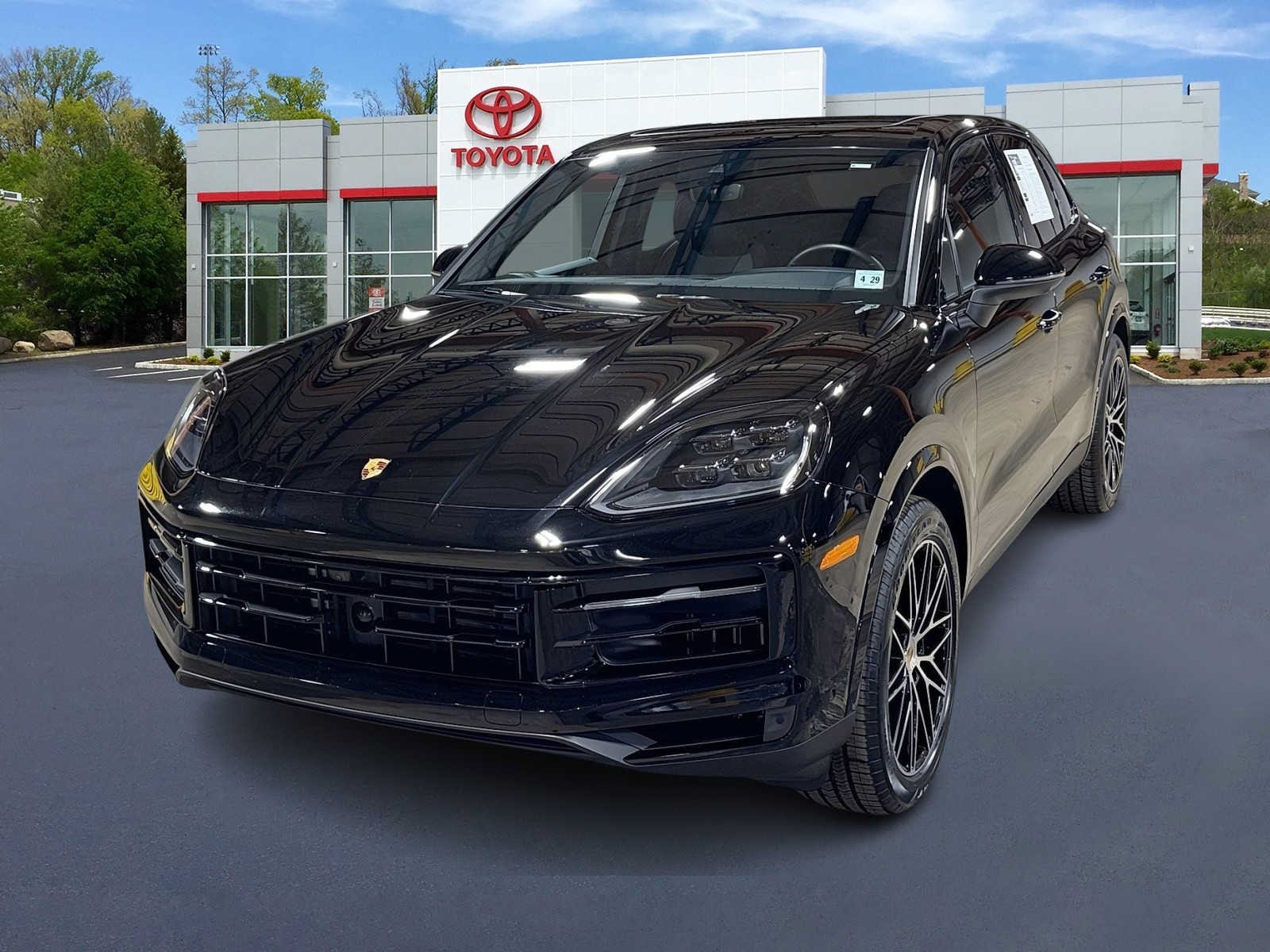 2024 Porsche Cayenne Base