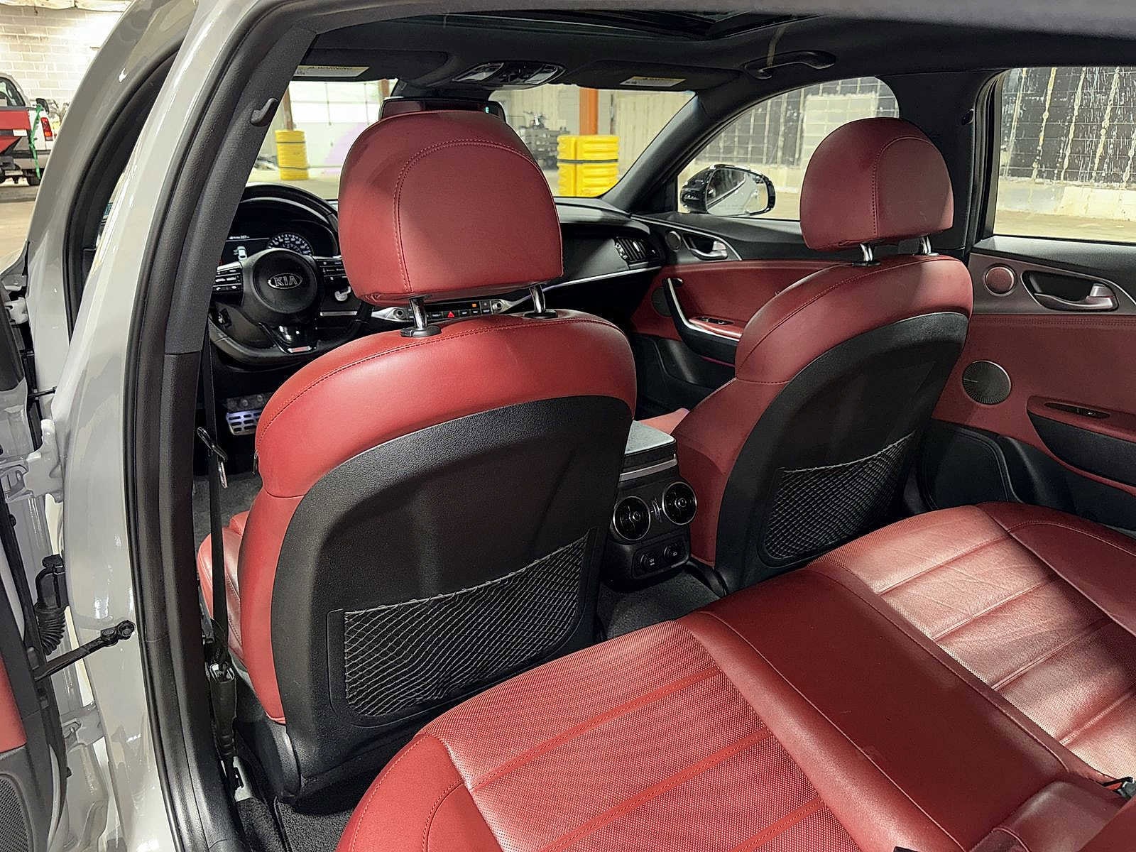 Thumbnail: 2018 Kia Stinger - 28