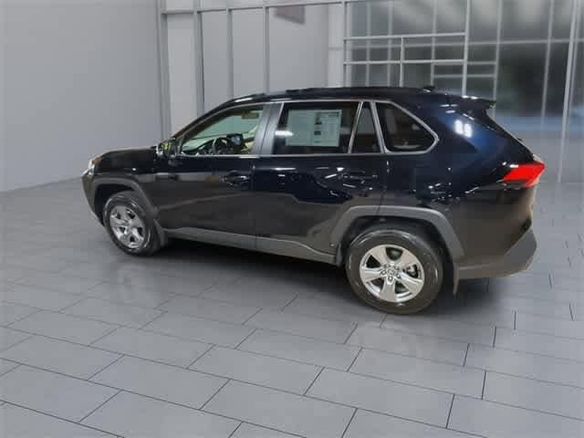Thumbnail: 2022 Toyota RAV4 - 6