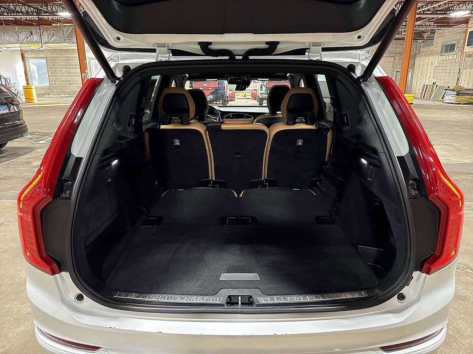 Thumbnail: 2019 Volvo XC90 - 11