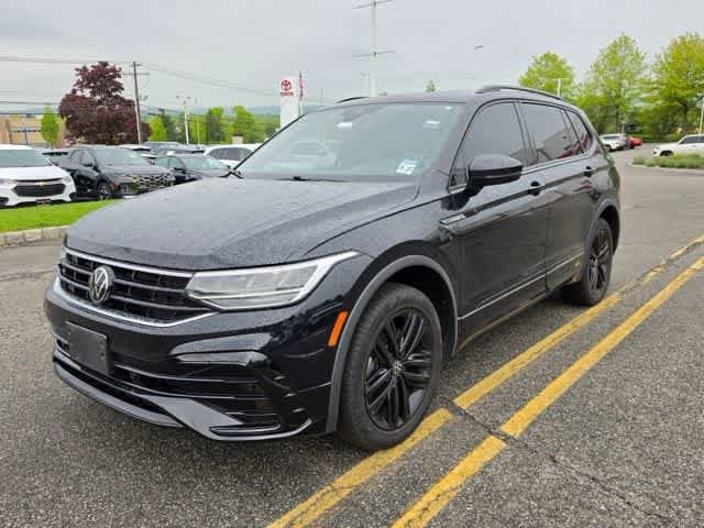 Thumbnail: 2022 Volkswagen Tiguan - 1
