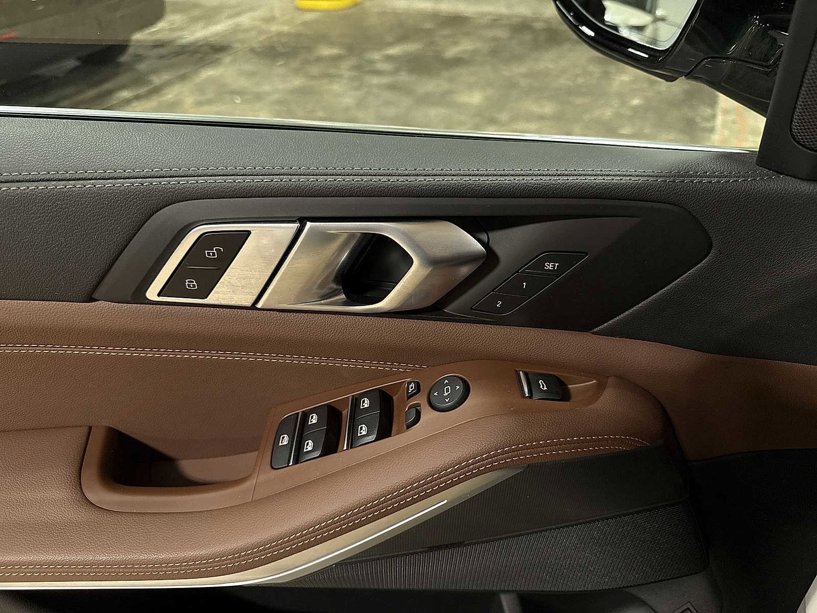 Thumbnail: 2022 BMW X5 - 23