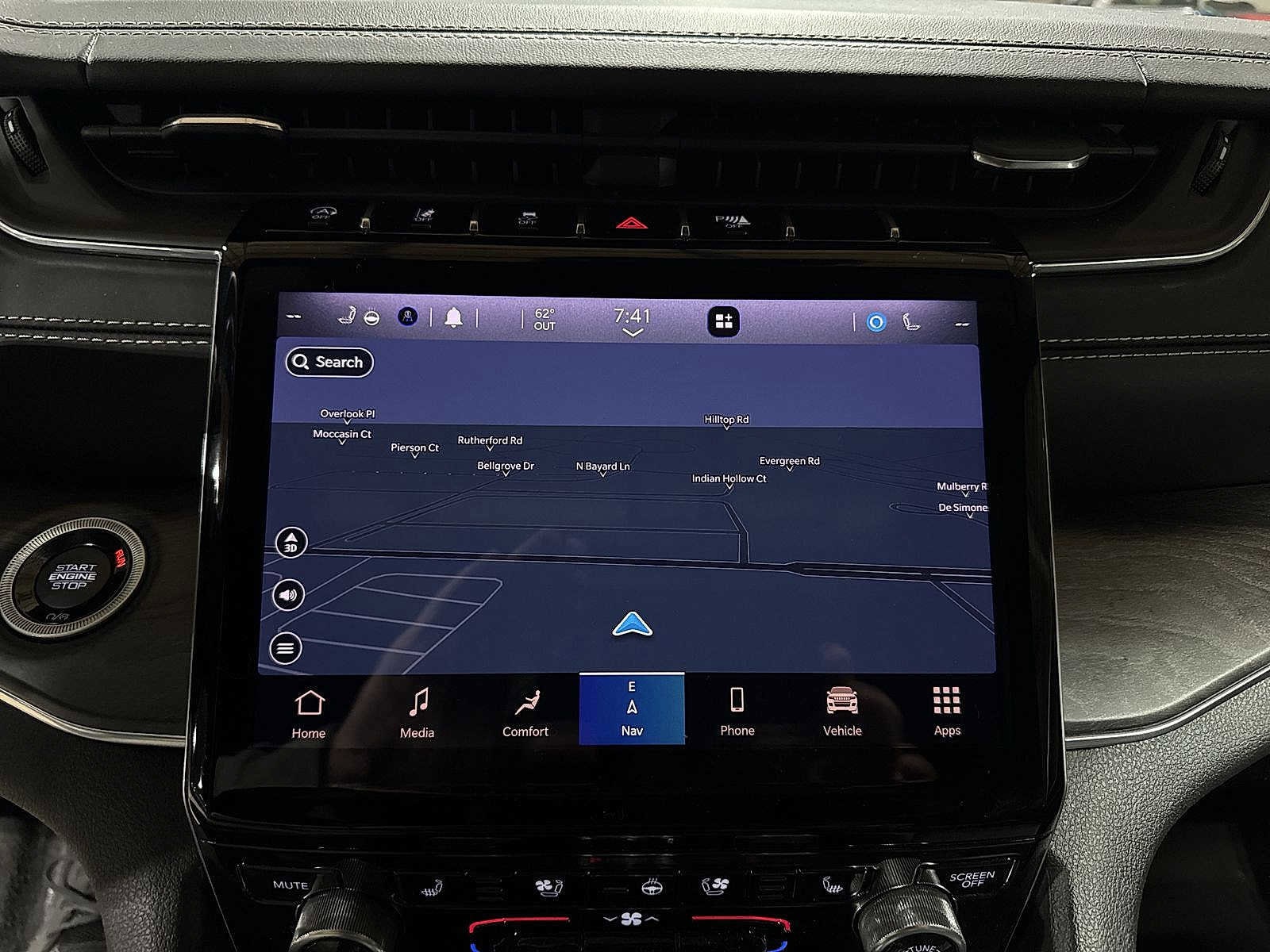 Thumbnail: 2021 Jeep Grand Cherokee L - 21