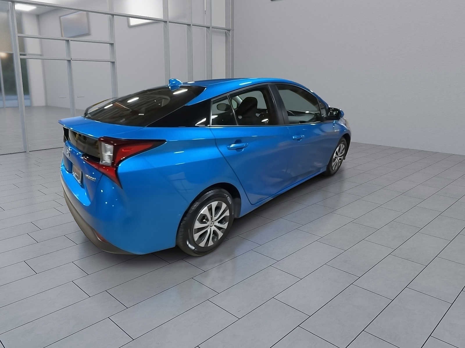 Thumbnail: 2022 Toyota Prius - 8