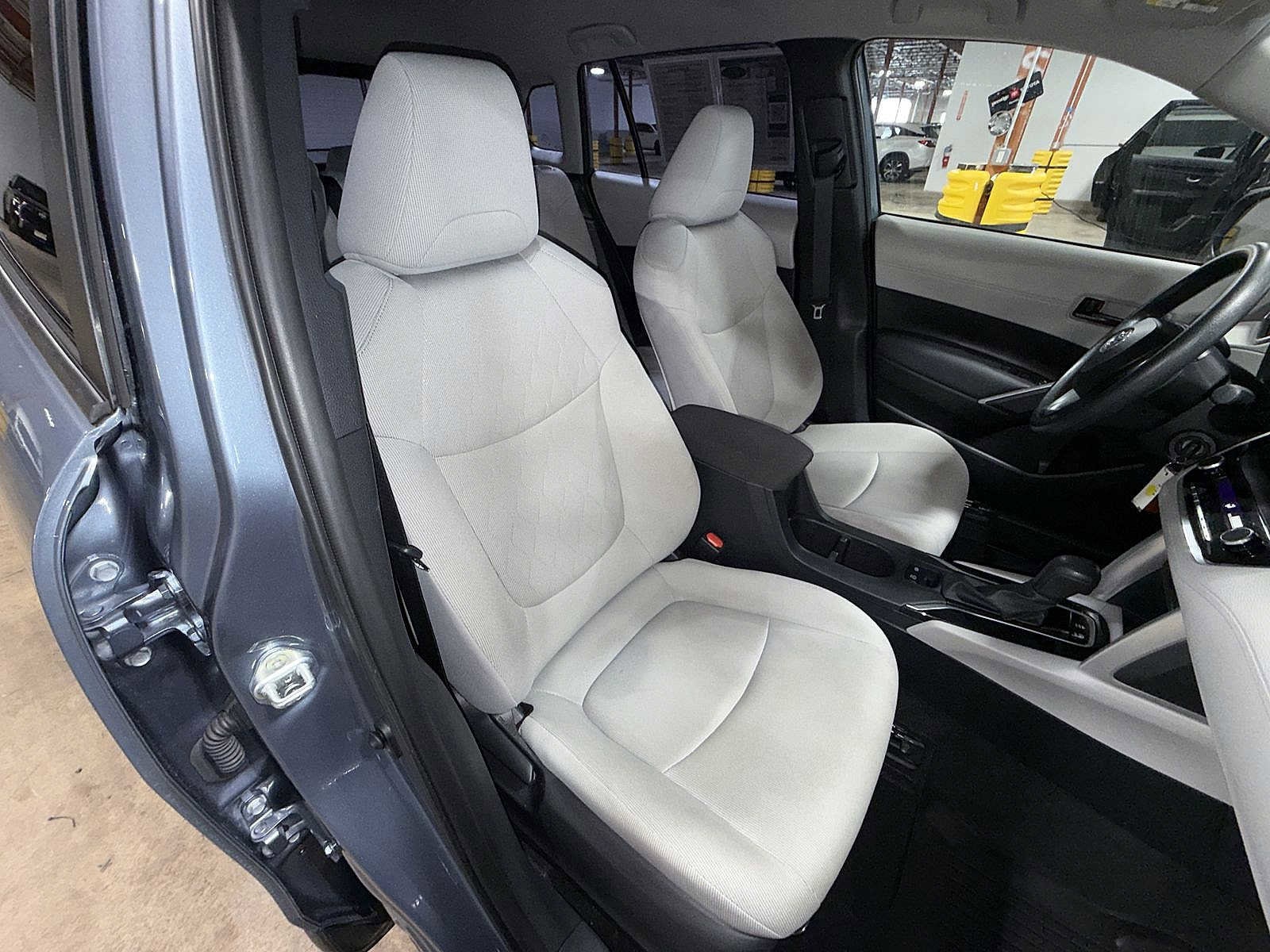 Thumbnail: 2024 Toyota Corolla Cross - 16