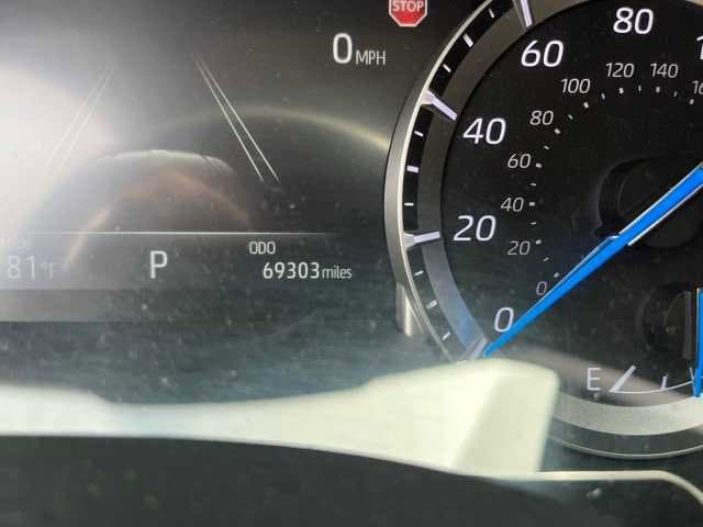2022 Toyota Highlander XLE 8