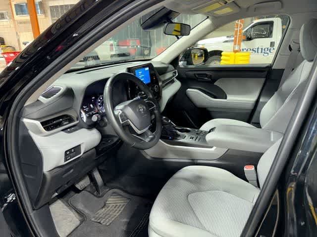 Thumbnail: 2024 Toyota Highlander - 29