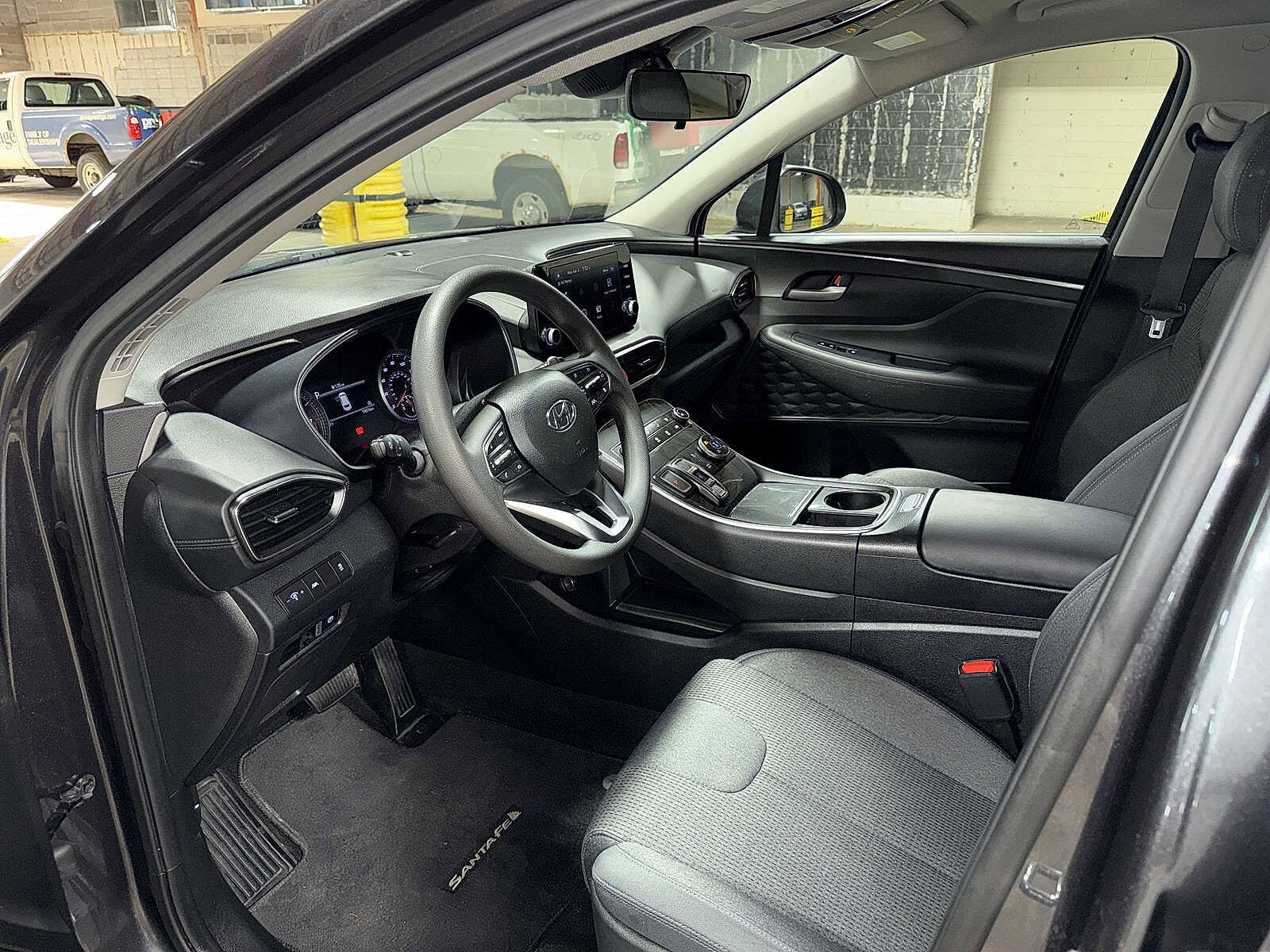 Thumbnail: 2023 Hyundai Santa Fe - 27