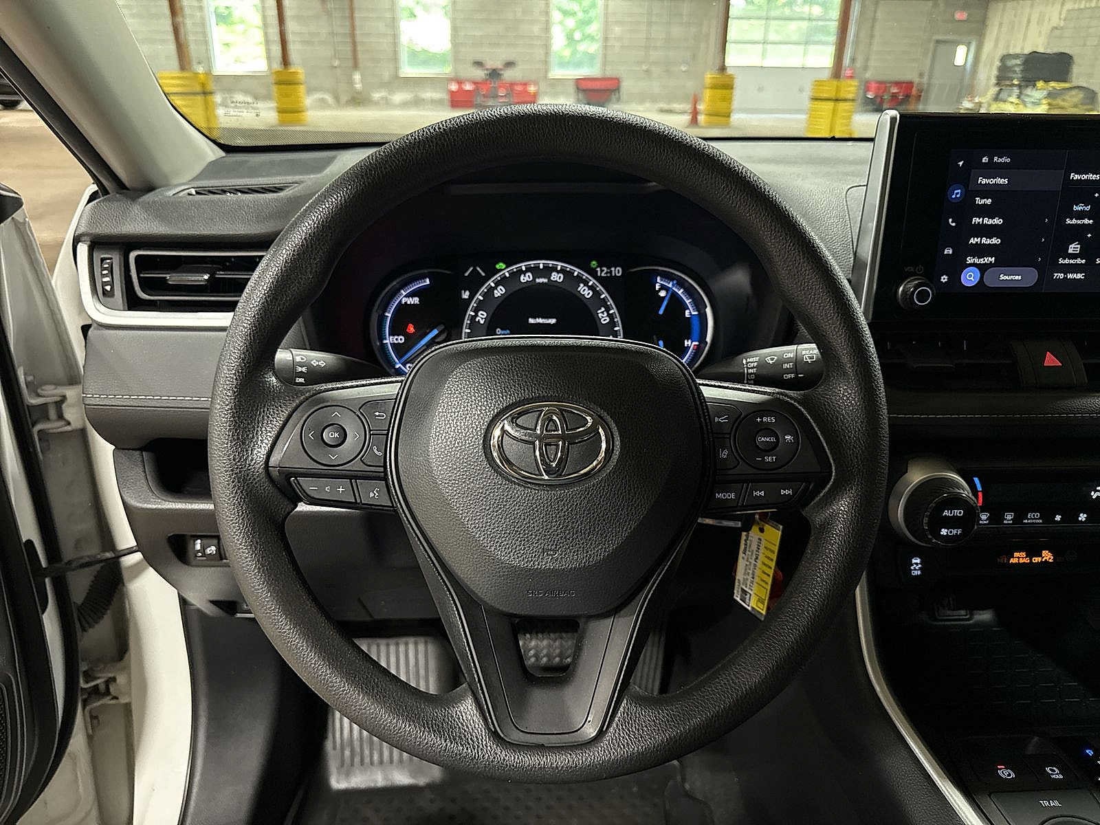 Thumbnail: 2023 Toyota RAV4 - 18