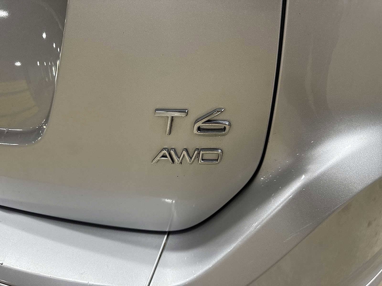 Thumbnail: 2017 Volvo XC60 - 27