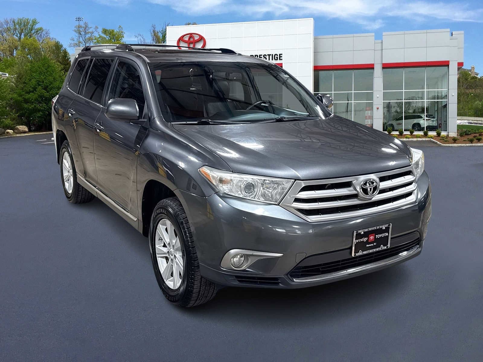 2013 Toyota Highlander SE -
                  Ramsey, NJ