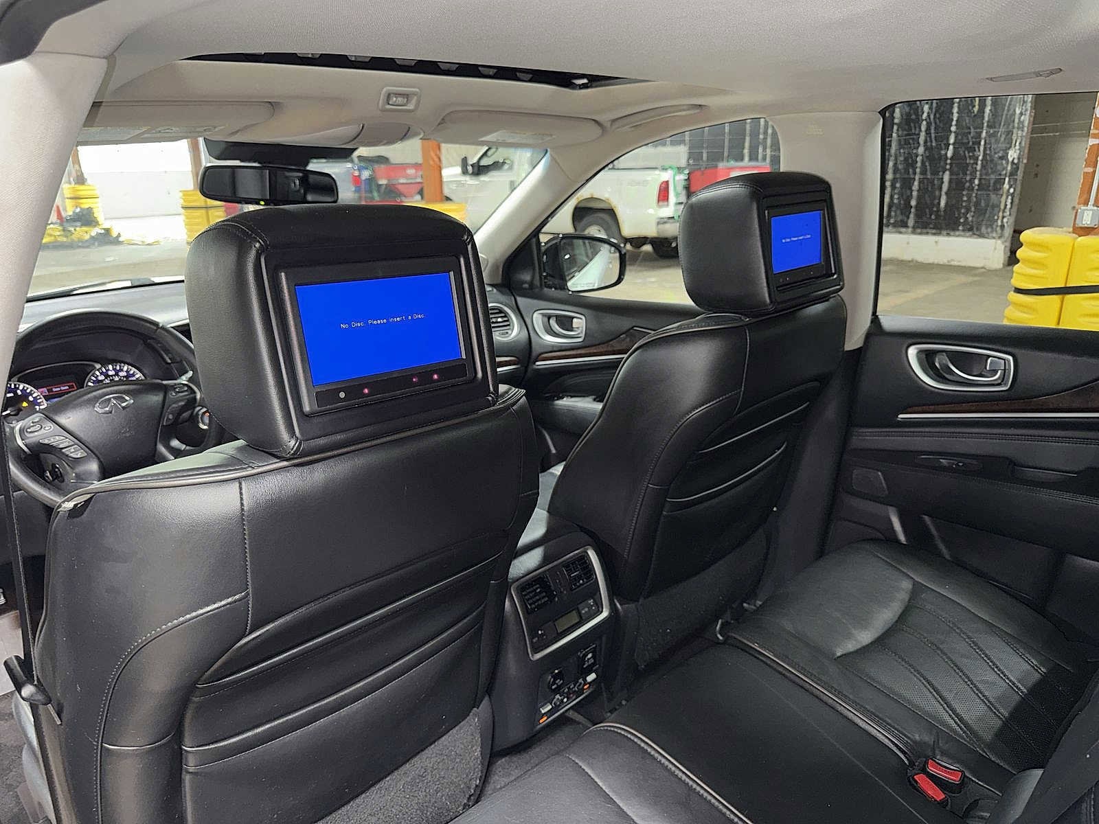 Thumbnail: 2015 INFINITI QX60 - 30