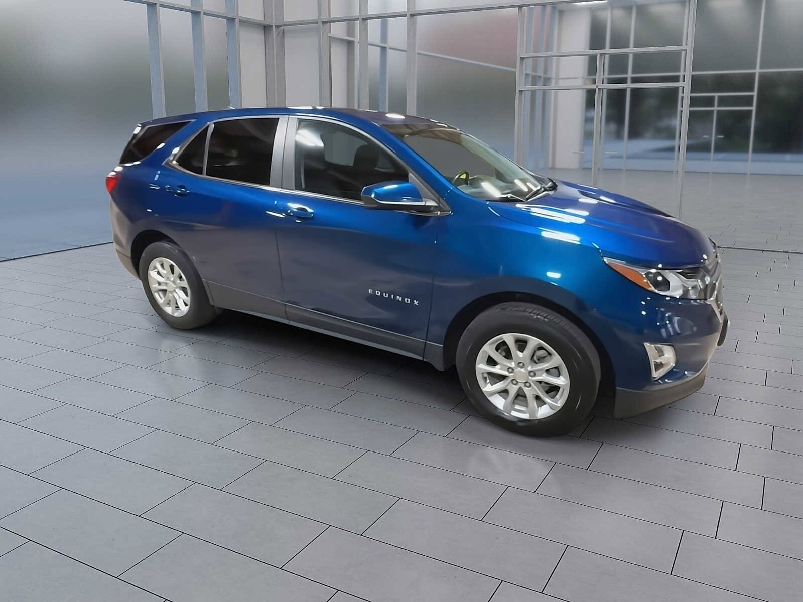 2021 Chevrolet Equinox photo 2