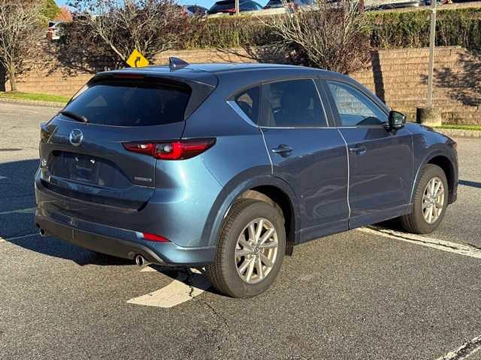 Thumbnail: 2024 Mazda CX-5 - 4