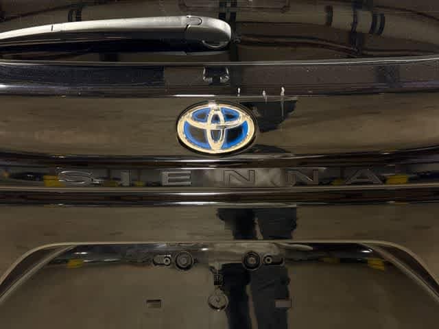 Thumbnail: 2025 Toyota Sienna - 28