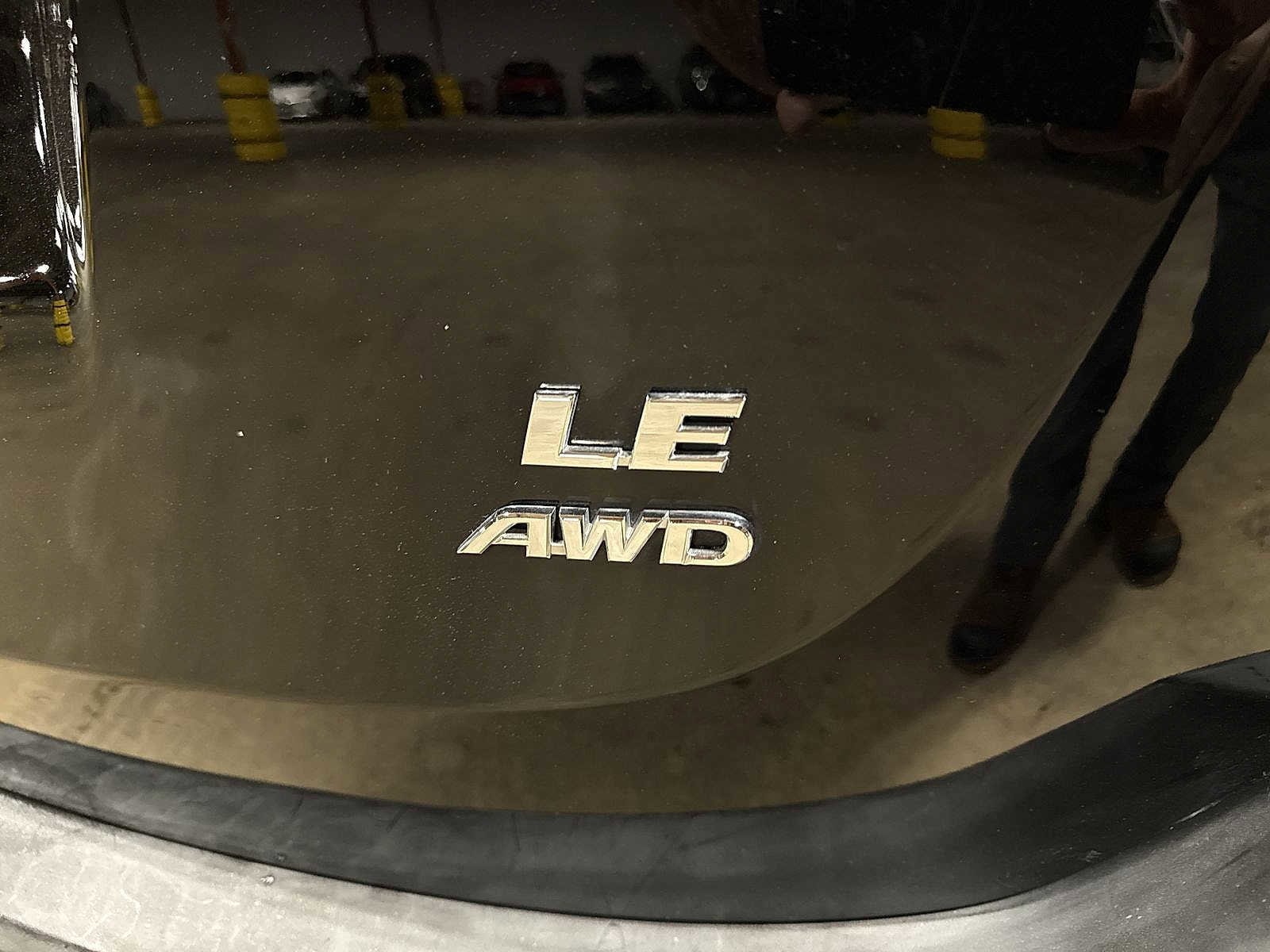 Thumbnail: 2013 Toyota RAV4 - 25