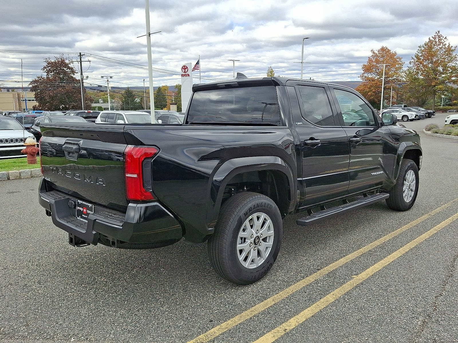 Thumbnail: 2025 Toyota Tacoma - 12