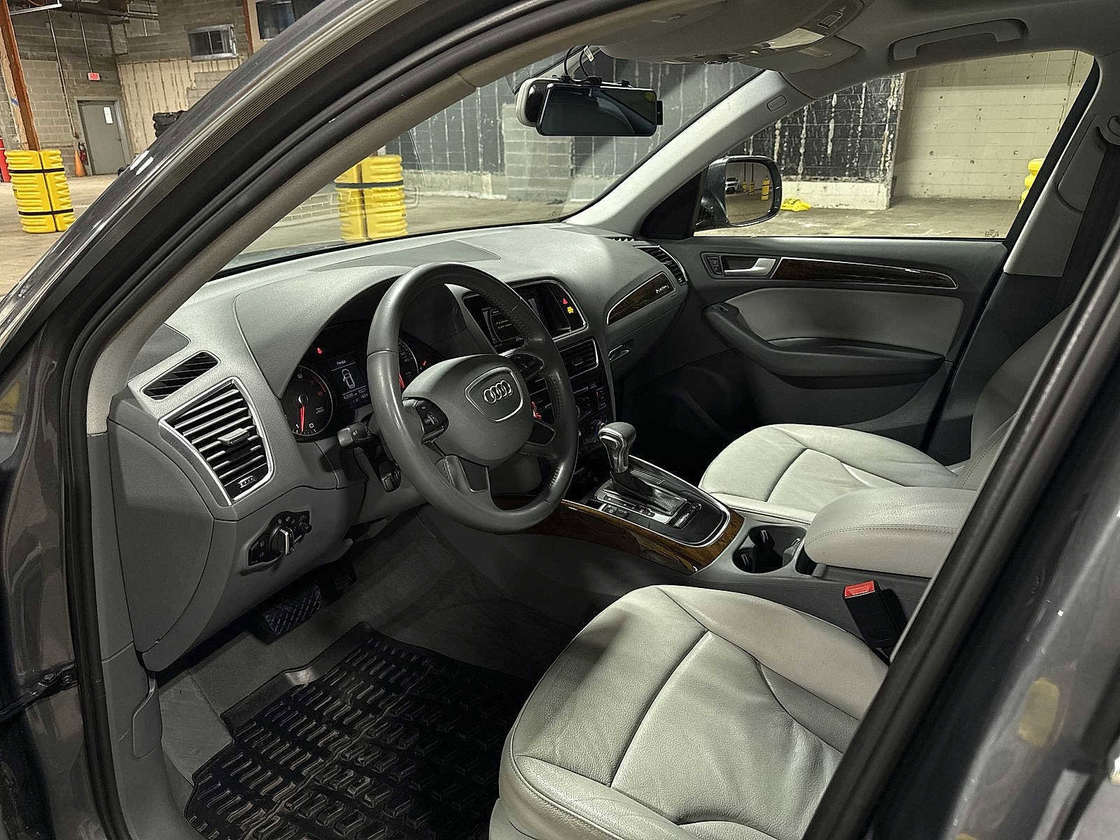 Thumbnail: 2015 Audi Q5 - 29