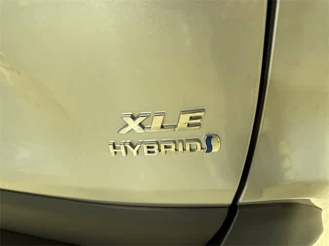 Thumbnail: 2023 Toyota RAV4 - 27