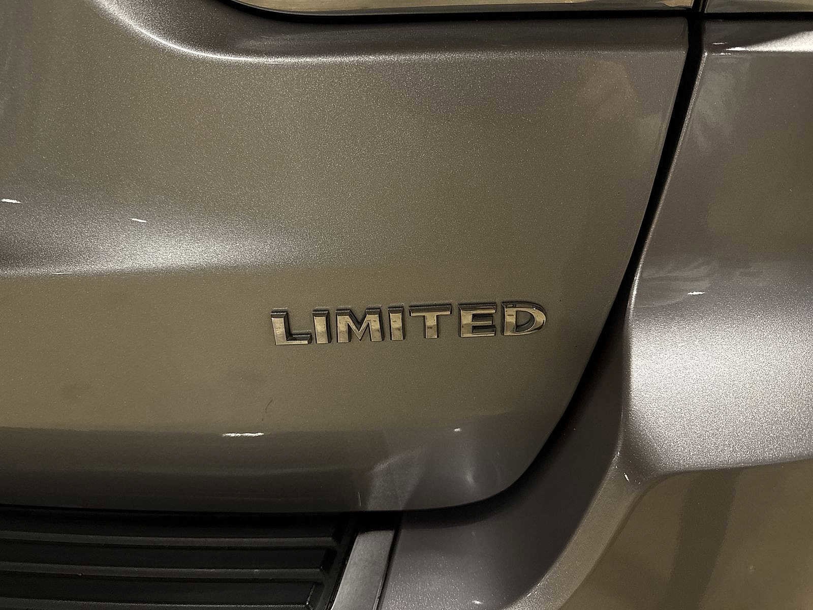 Thumbnail: 2017 Jeep Grand Cherokee - 29