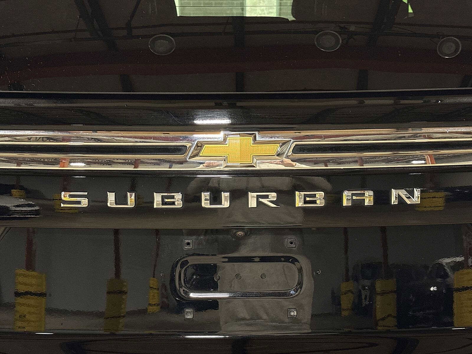 Thumbnail: 2023 Chevrolet Suburban - 27