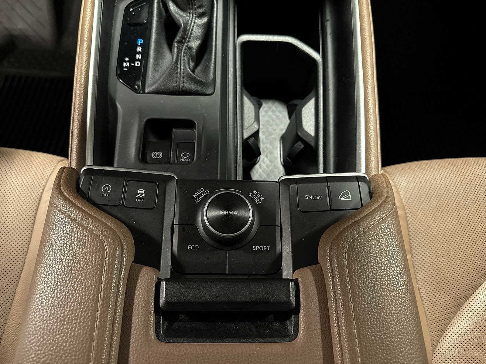 Thumbnail: 2024 Toyota Grand Highlander - 39