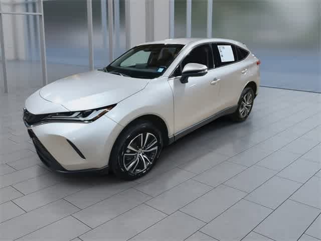 Thumbnail: 2023 Toyota Venza - 4