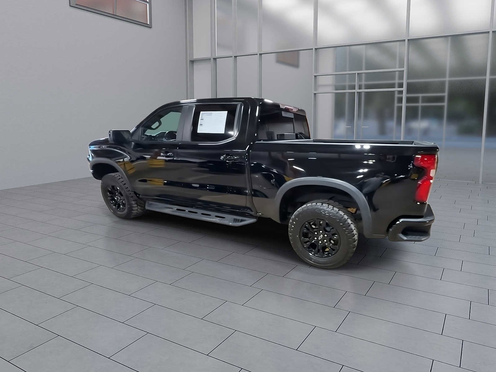 Thumbnail: 2022 Chevrolet Silverado 1500 - 6