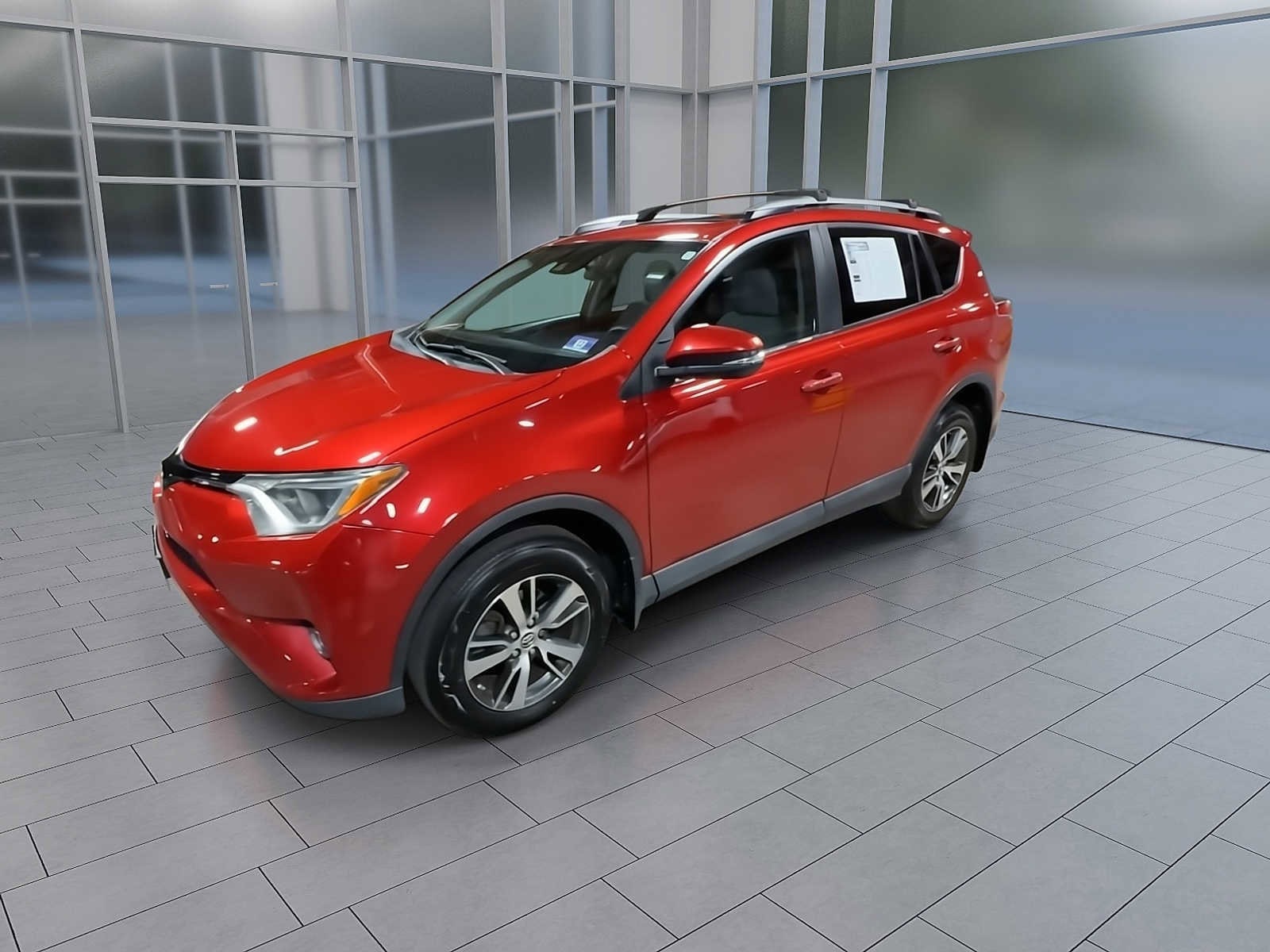 Thumbnail: 2017 Toyota RAV4 - 4