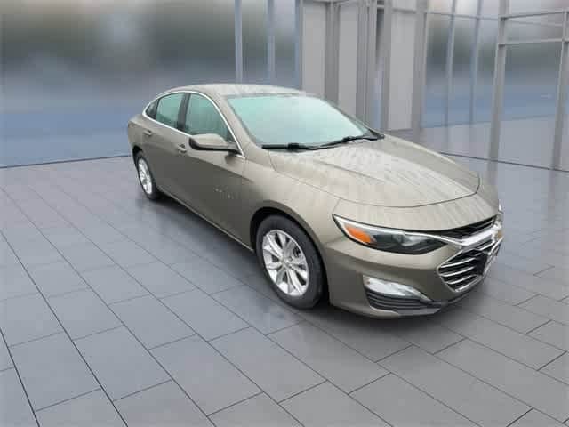 Thumbnail: 2020 Chevrolet Malibu - 2