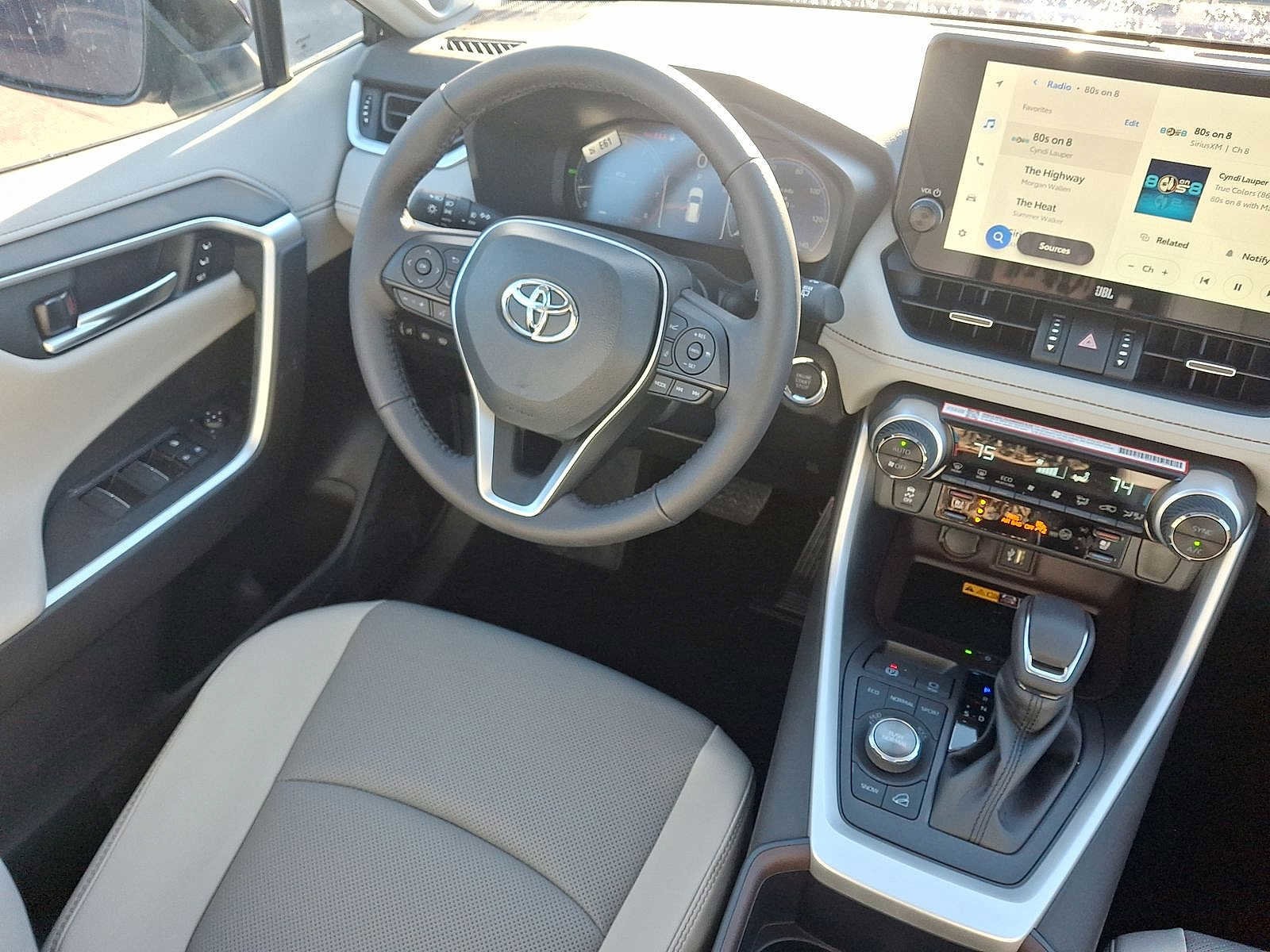 Thumbnail: 2025 Toyota RAV4 - 15