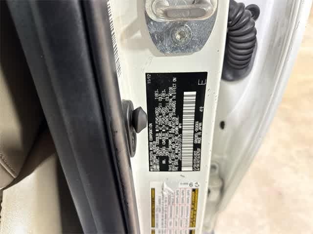 Thumbnail: 2013 Toyota 4Runner - 14