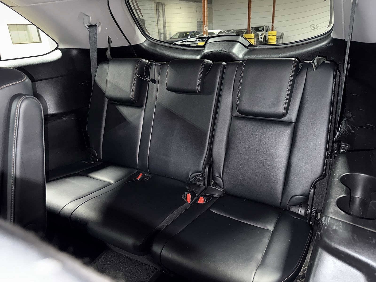 Thumbnail: 2018 Toyota Highlander - 18