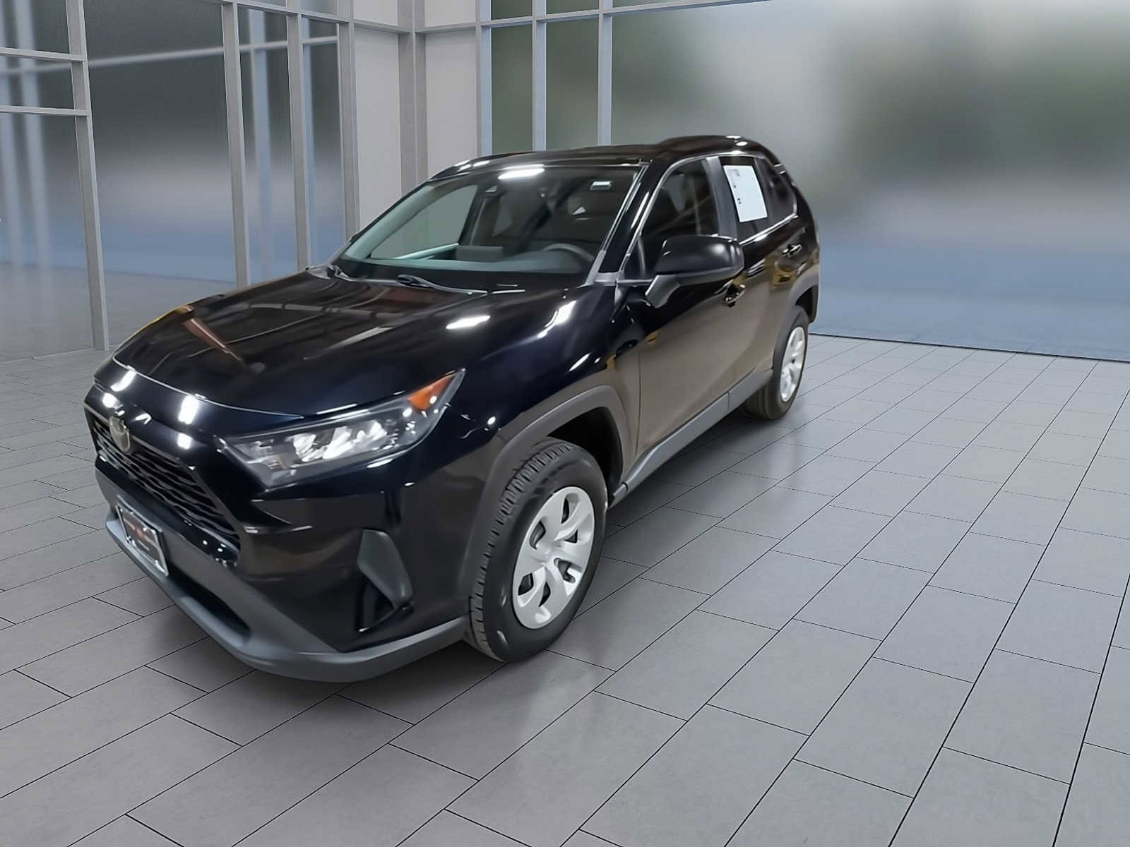 Thumbnail: 2019 Toyota RAV4 - 9