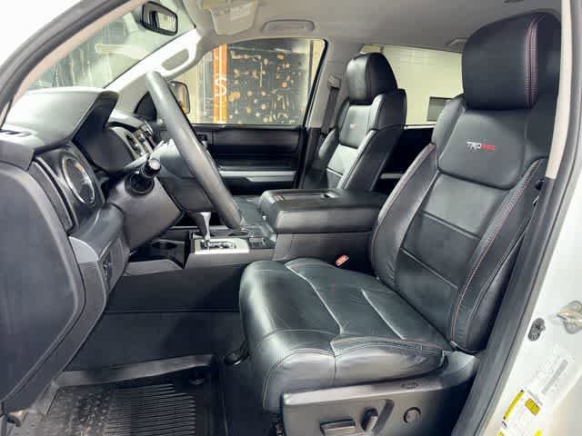 Thumbnail: 2016 Toyota Tundra - 15