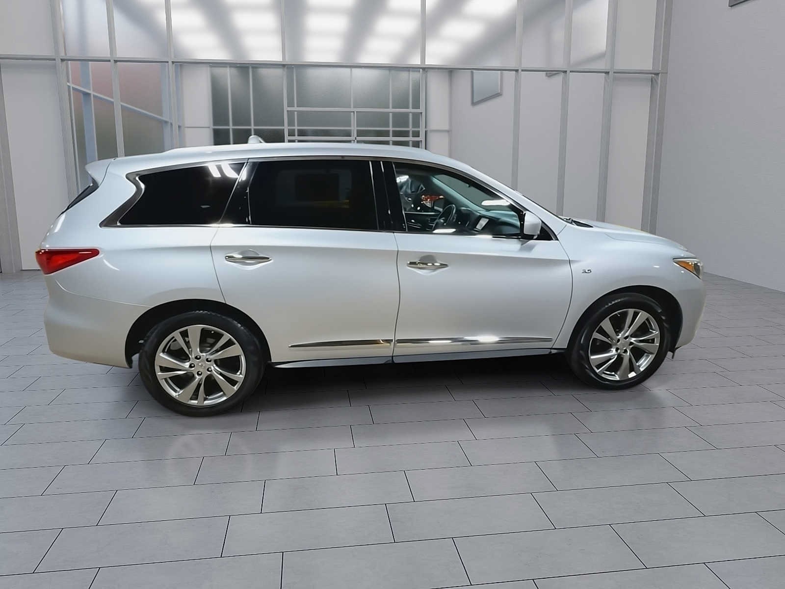 Thumbnail: 2015 INFINITI QX60 - 9