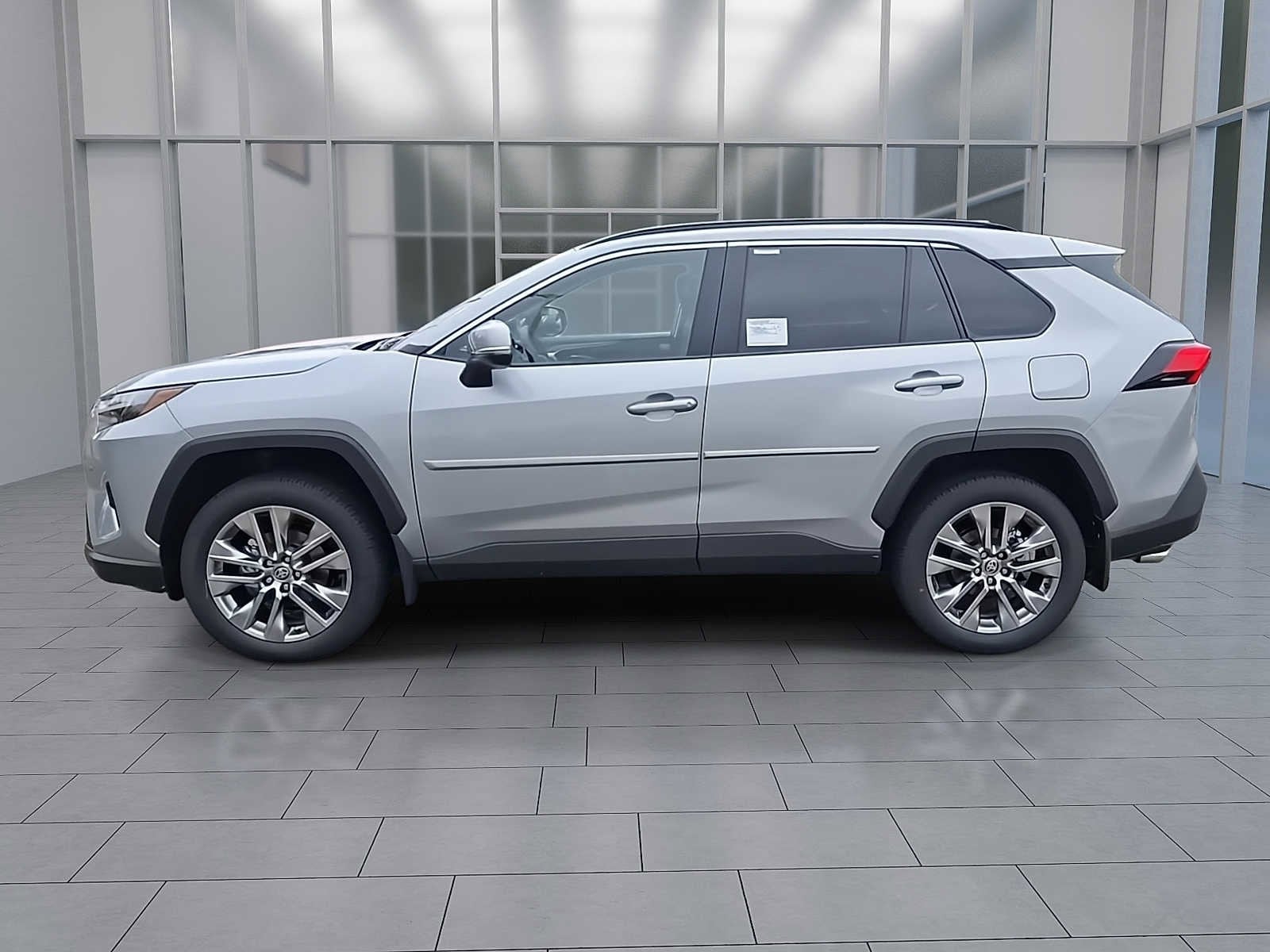 Thumbnail: 2025 Toyota RAV4 - 2