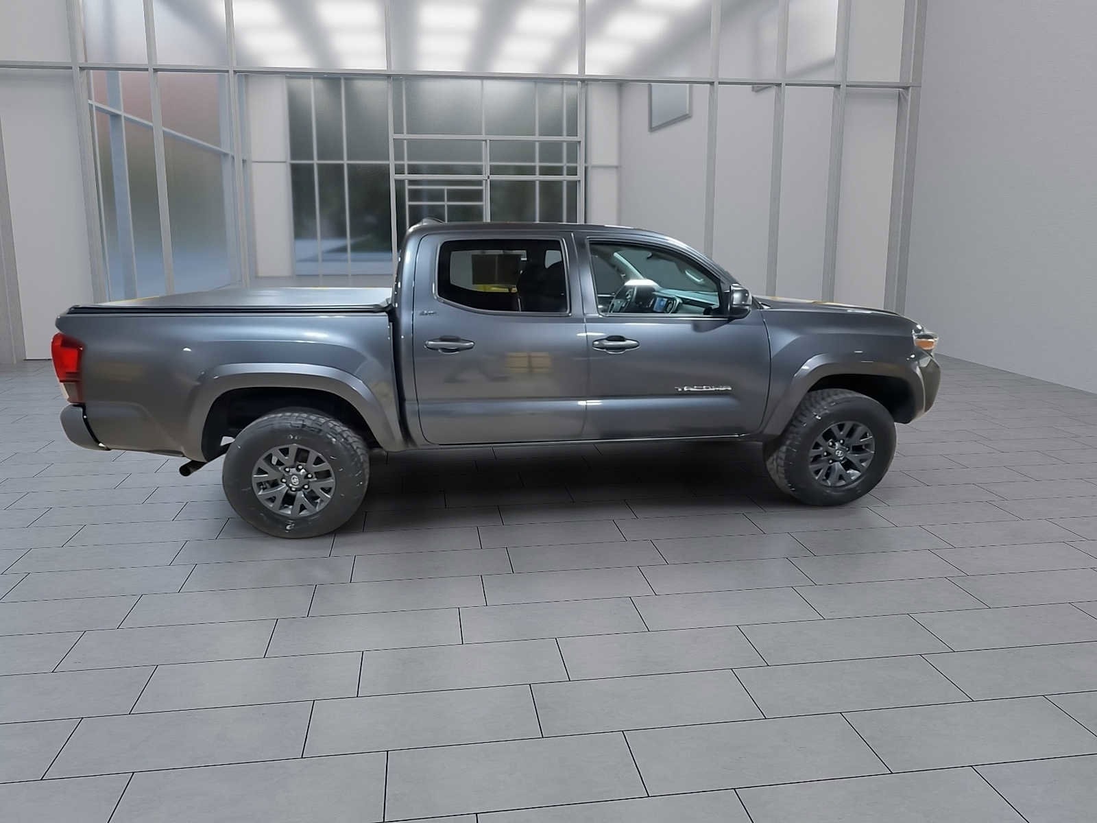 Thumbnail: 2023 Toyota Tacoma - 9