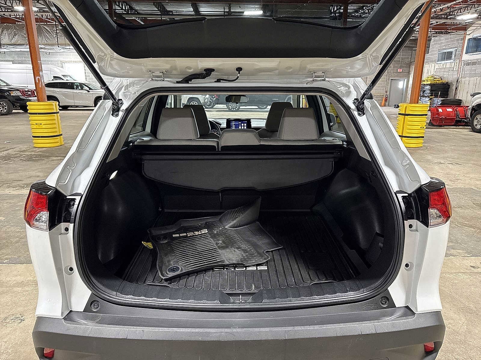 Thumbnail: 2023 Toyota Corolla Cross - 11