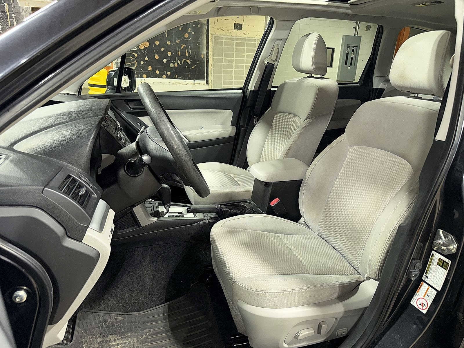 Thumbnail: 2015 Subaru Forester - 15