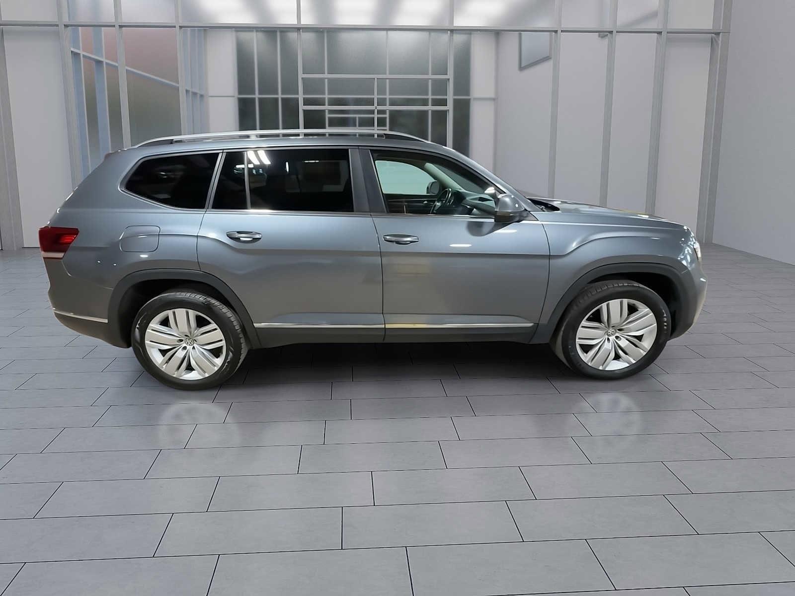 Thumbnail: 2019 Volkswagen Atlas - 9