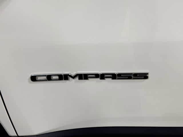 Thumbnail: 2021 Jeep Compass - 24