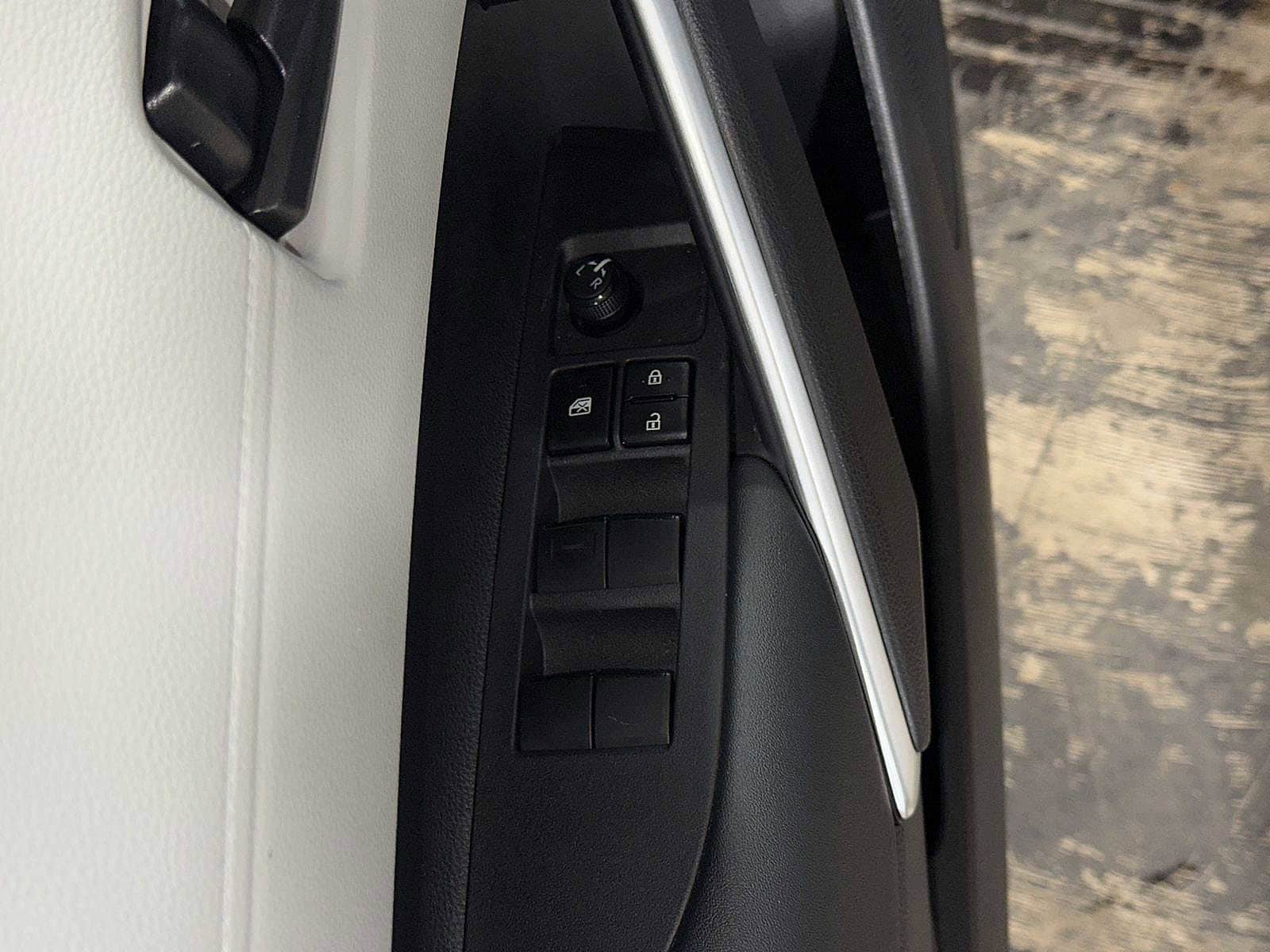 Thumbnail: 2024 Toyota Corolla Cross - 22