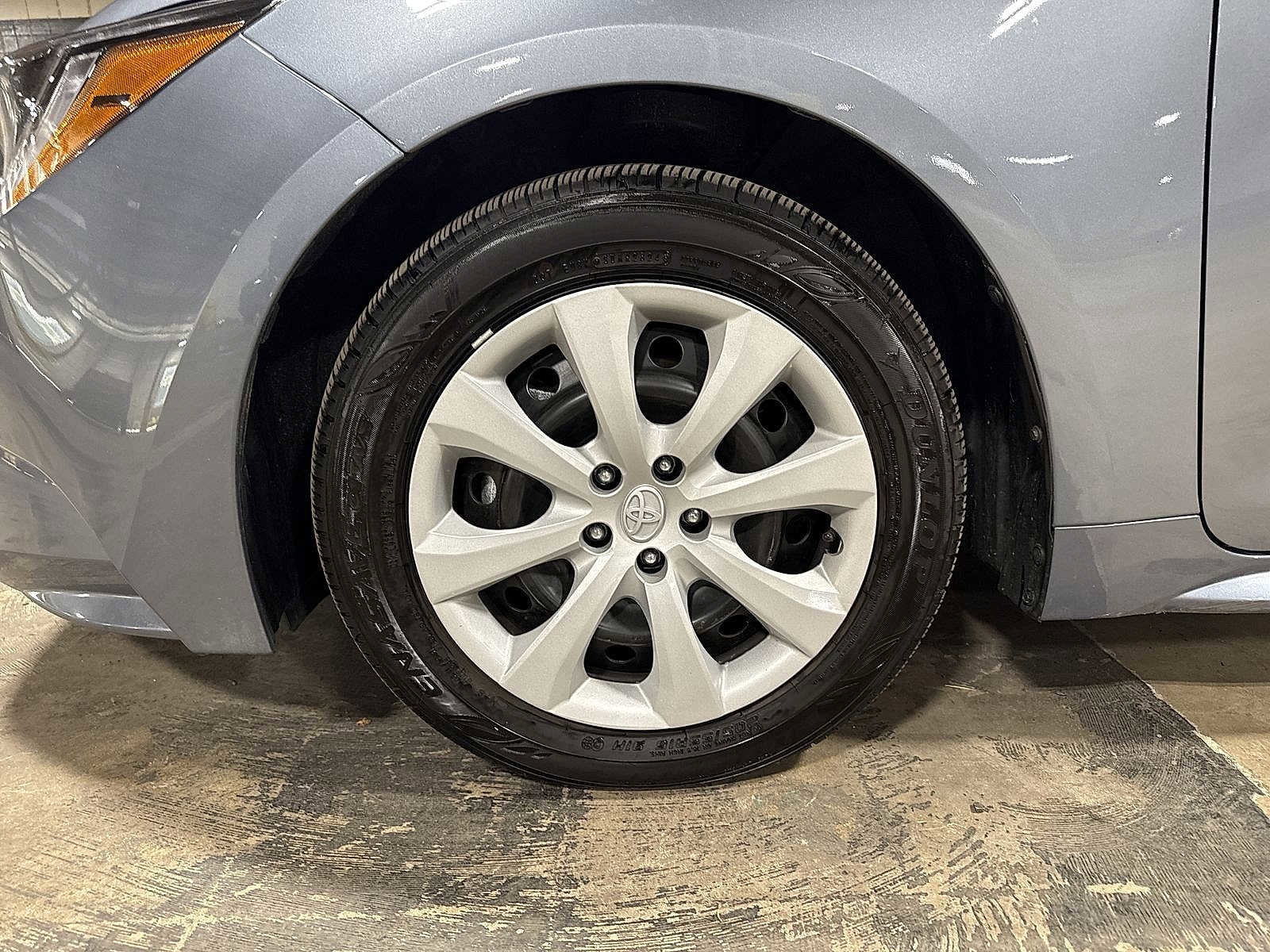 Thumbnail: 2025 Toyota Corolla - 10