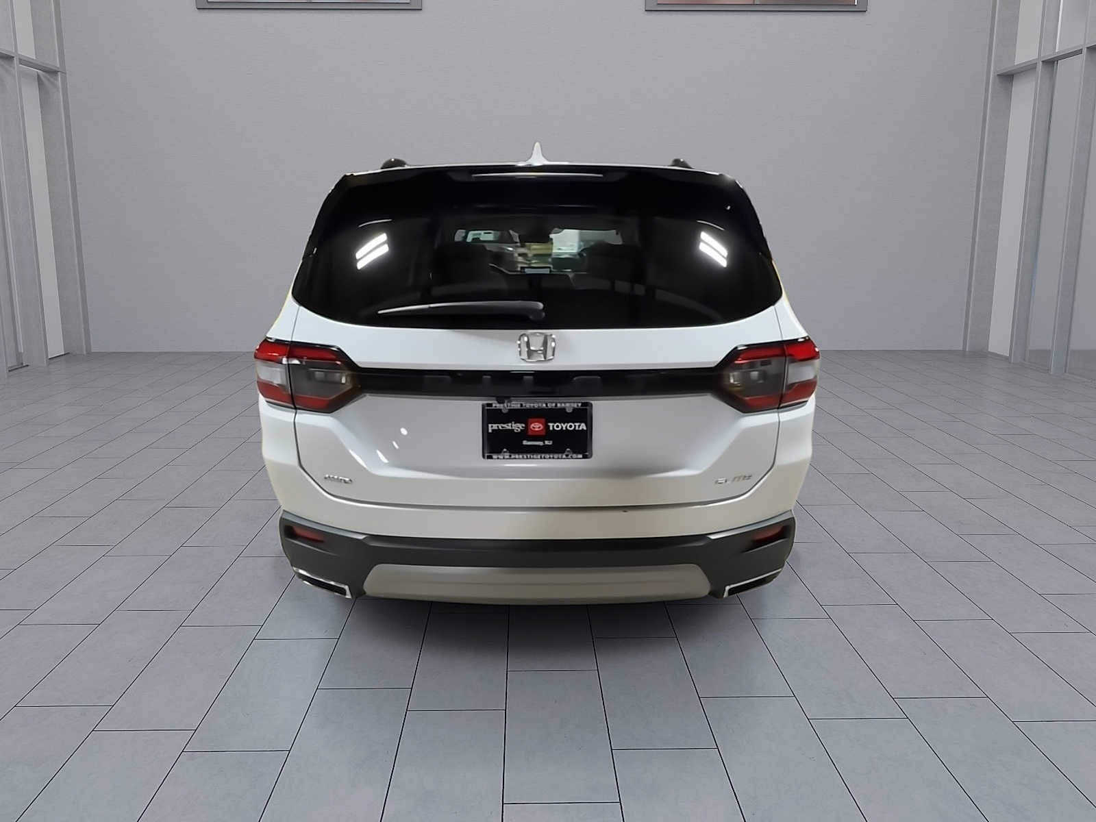 Thumbnail: 2023 Honda Pilot - 7