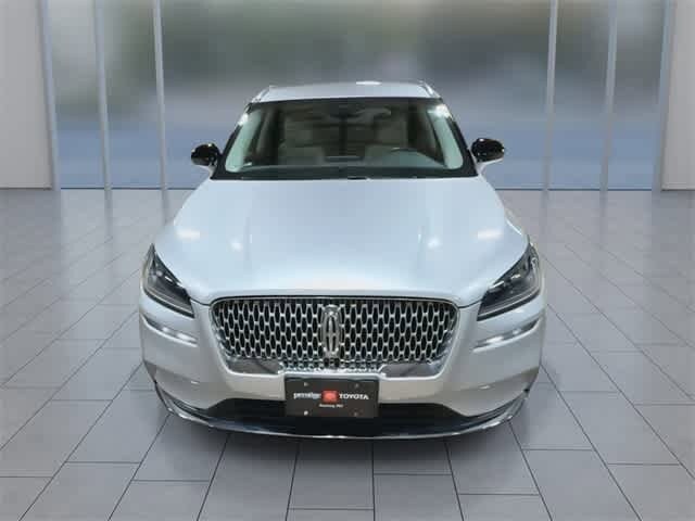 2020 Lincoln Corsair Standard photo 3