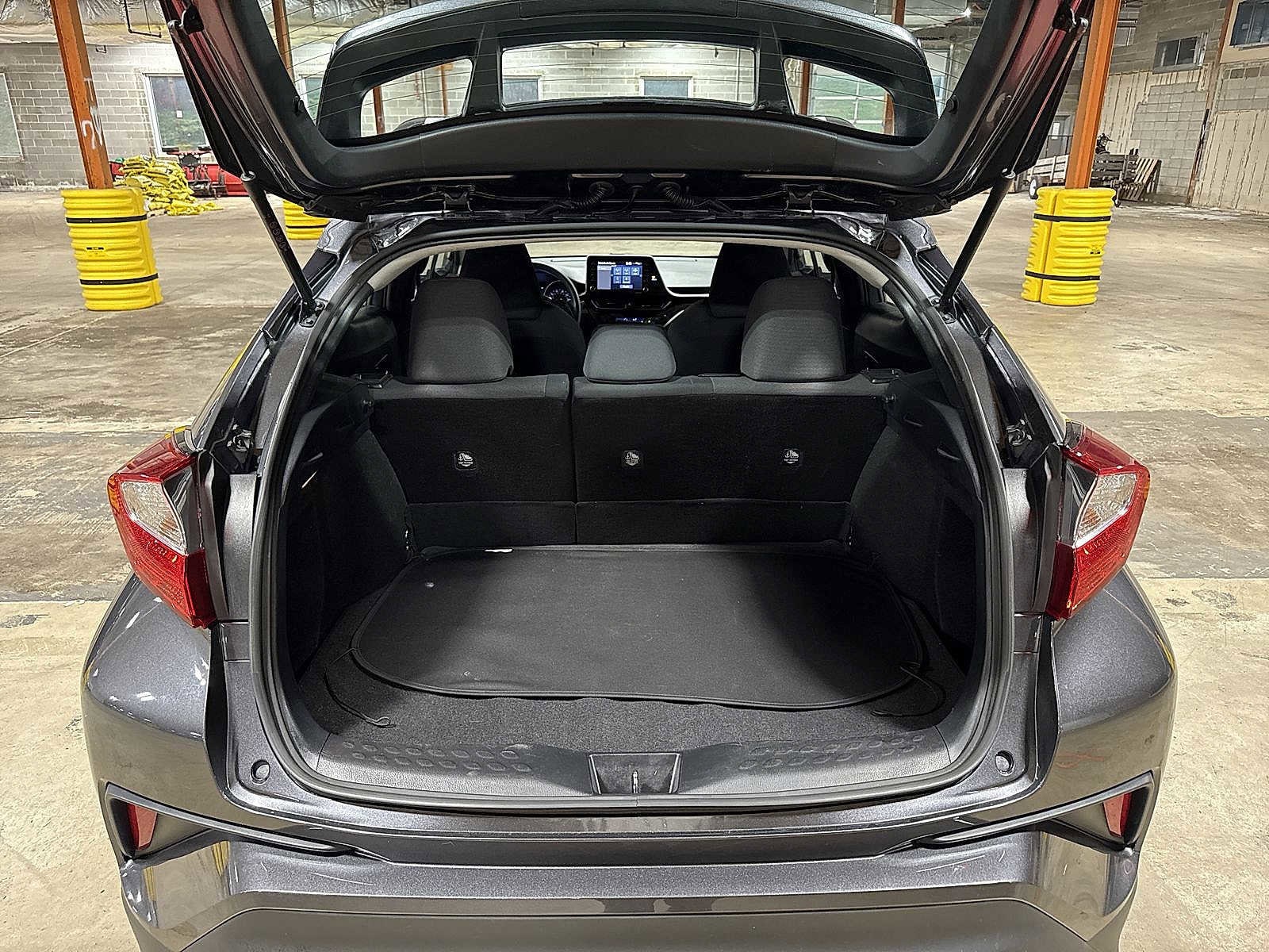 Thumbnail: 2021 Toyota C-HR - 11