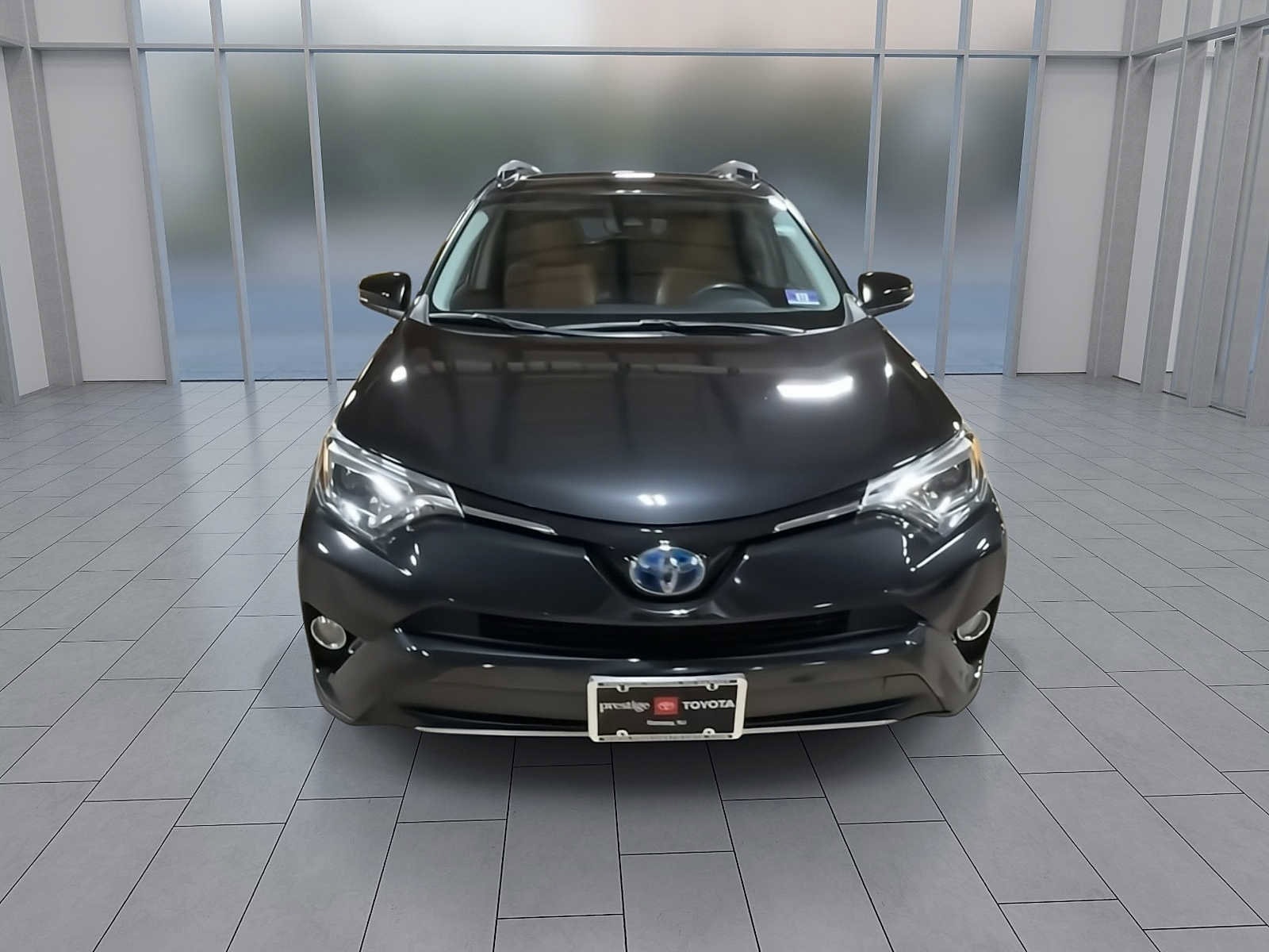 Thumbnail: 2017 Toyota RAV4 - 3